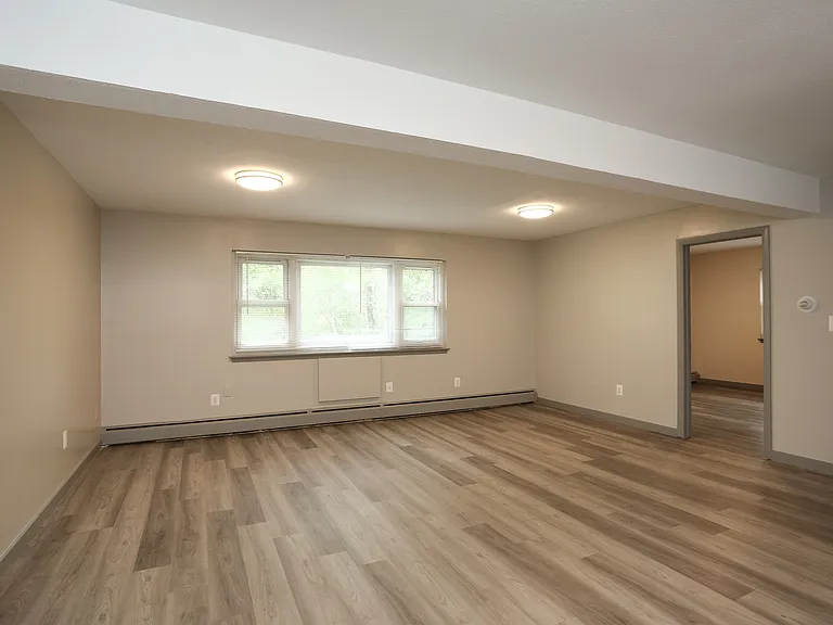 50A2 Bingham St #2 — Photo 8