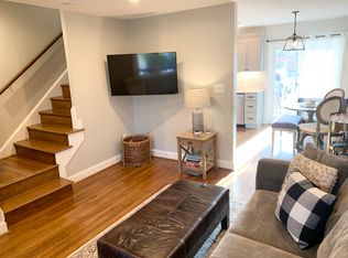 114 Wesmond Dr, Alexandria, VA 22305