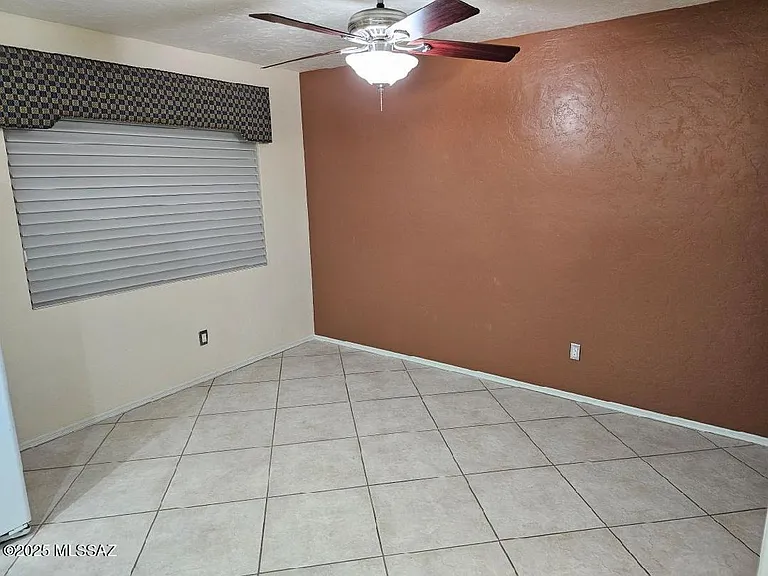 8021 N Padova Pl — Photo 9