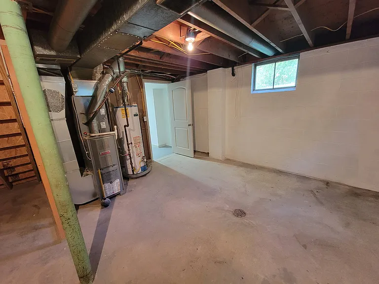 209 Wayland St — Photo 19