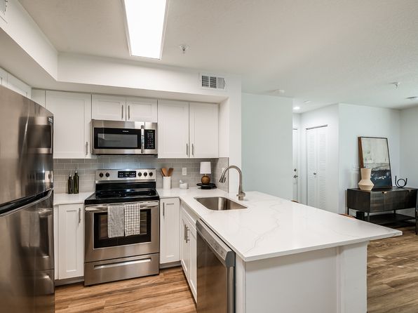 13501 Vista Walk Dr #11-1105