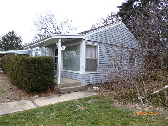 2nd image of 117 E Elmwood Ave