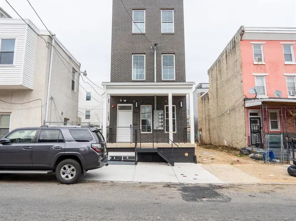 3861 Fairmount Ave, Philadelphia, PA 19104