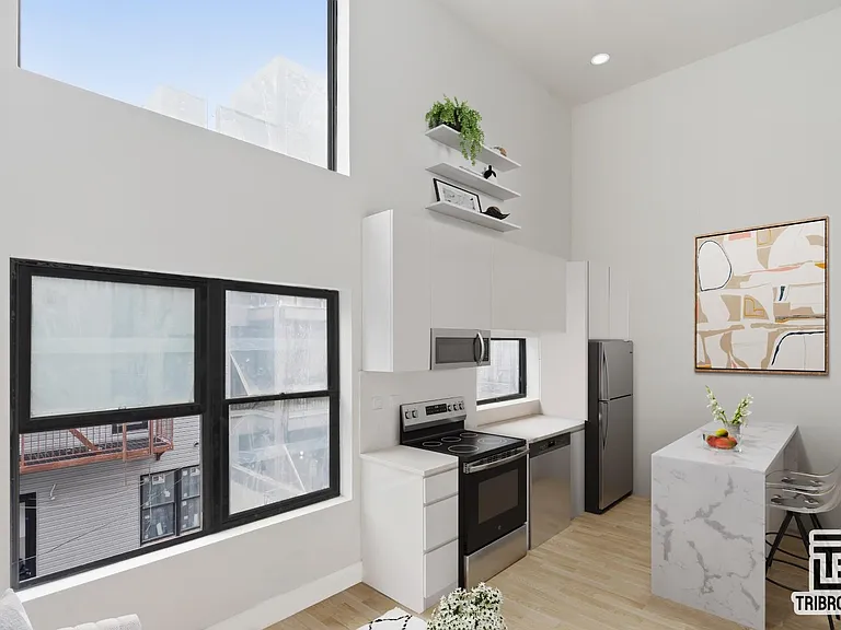 416 Lorimer St #2B — Photo 5