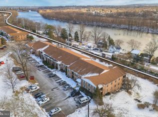 554 S Schuylkill Ave, Norristown, PA 19403
