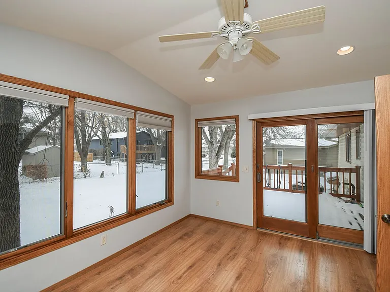 2213 S Wellington Ave — Photo 14