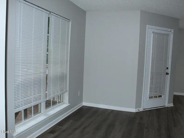 2514 Winterville Dr — Photo 14