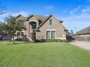 637 Spring Forest Dr, Conroe, TX 77302