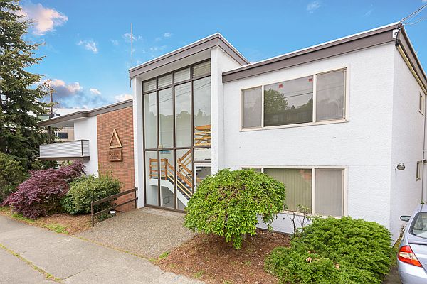 1901 Eastlake Avenue East
Seattle WA 98102
Delta Vista Apartments