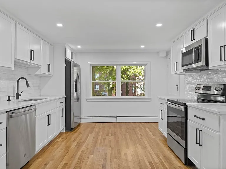 53 Aldrich Rd #A — Photo 1