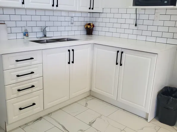 (undisclosed Address), Toronto, ON M9R 1S9