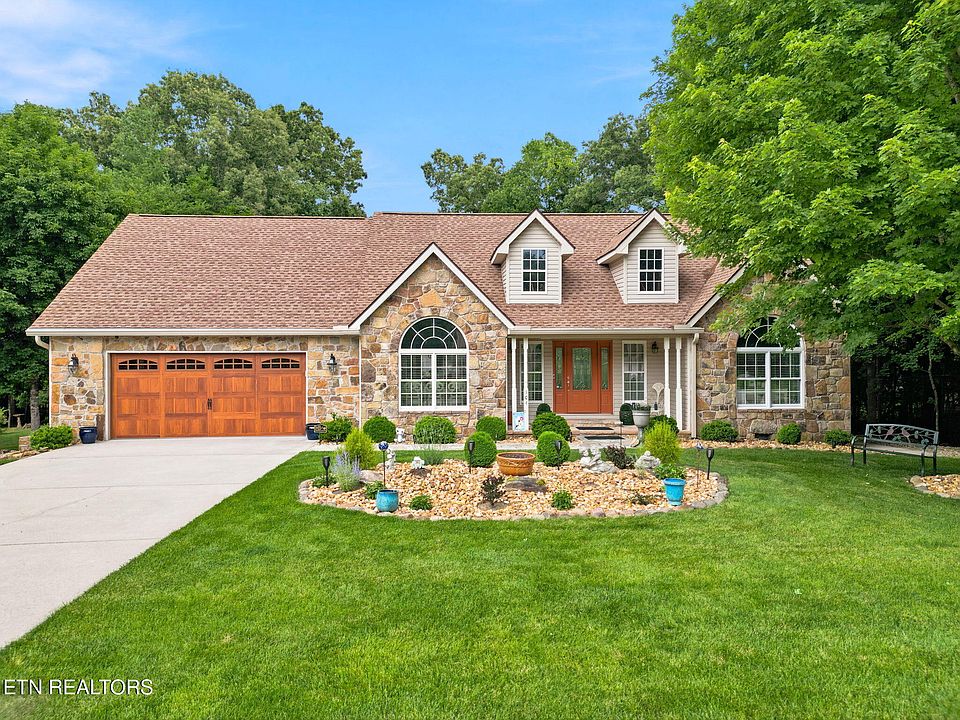 1st image of 104 Kenwood Dr
