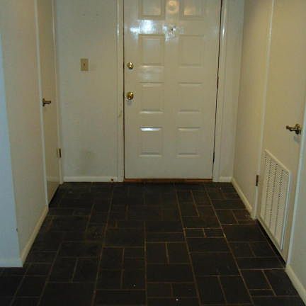 2nd image of 4320 Lakeshore Ln Unit 104