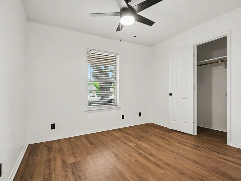 3407 Tipps Dr — Photo 23