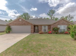 6033 Spencer Dr, Jonesboro, AR 72405