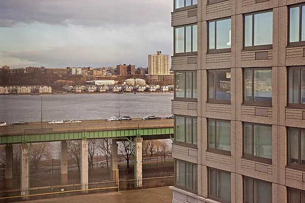 Rented by BLU Real Estate | media 55