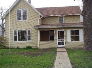 514 Locust St, Elgin, IL 60123