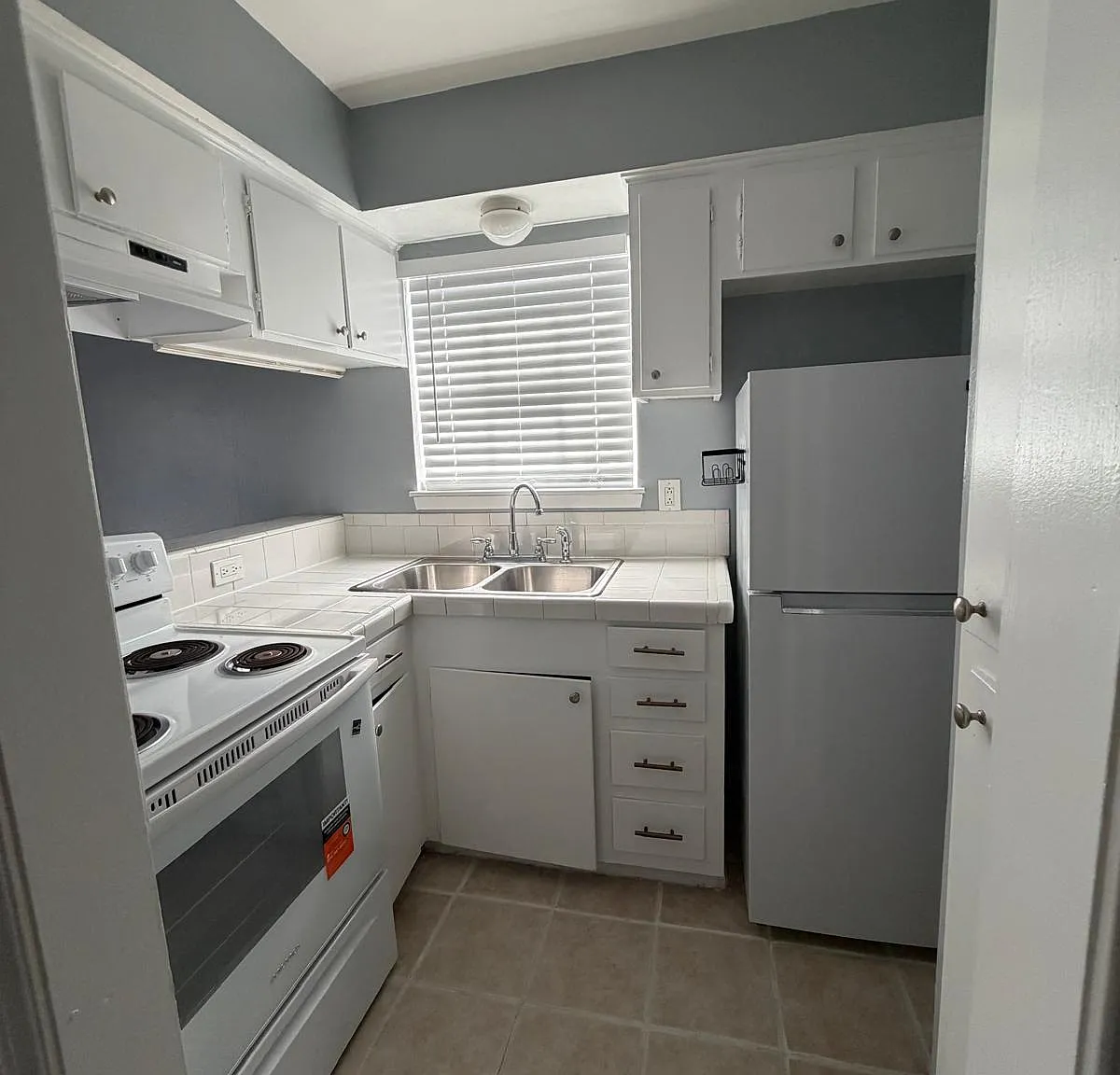 1 bed, 434 sqft, $995 — Photo 4