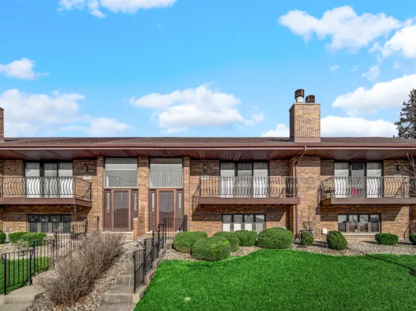 10934 Colorado Ct, Orland Park, IL 60467