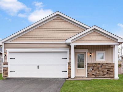 302 Redwood St N, Cambridge, MN, 55008