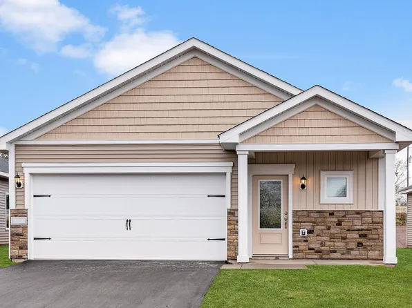 302 Redwood St N, Cambridge, MN 55008