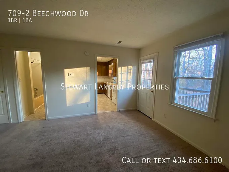 709-2 Beechwood Dr — Photo 2