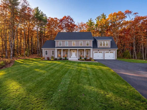 13 Linda Dr #The, Connor Westminster, MA 01473