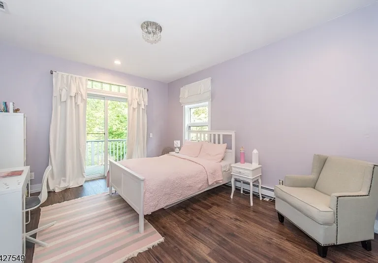 4 Springwood Ter — Photo 26