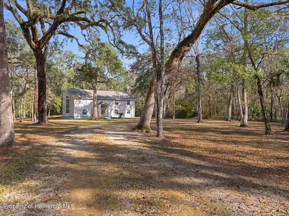 5248 Neff Lake Rd, Brooksville, FL 34601
