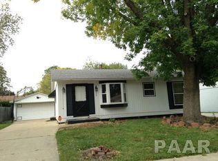 3729 W Verner Dr, Peoria, IL 61615