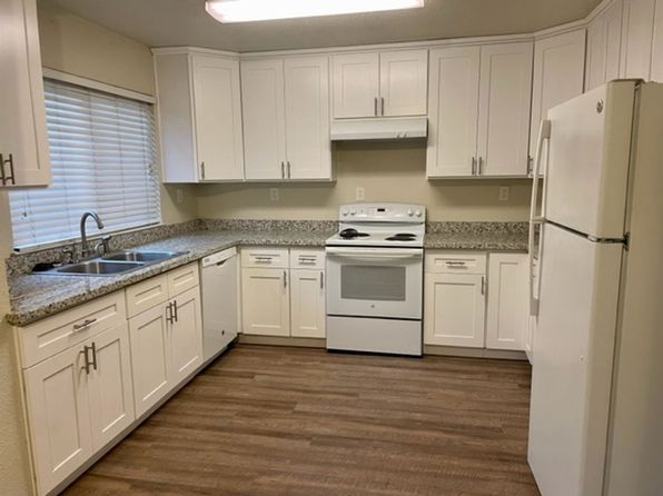 Almond Queen, 1480 W Main St APT 7, Ripon, CA 95366