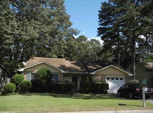 605 Timber Hill Dr, Little Rock, AR 72211