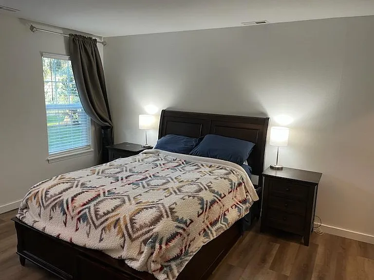 2310 Troy Ct — Photo 12