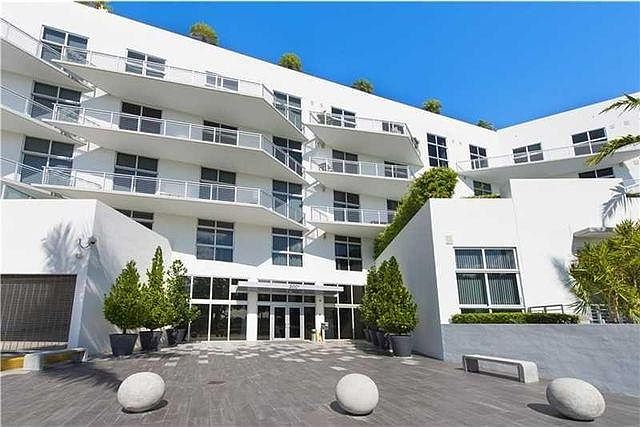 1st image of 2001 Meridian Ave APT 407