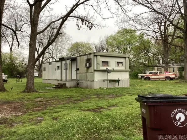 614 & 618 Gee St, Prescott, AR 71857