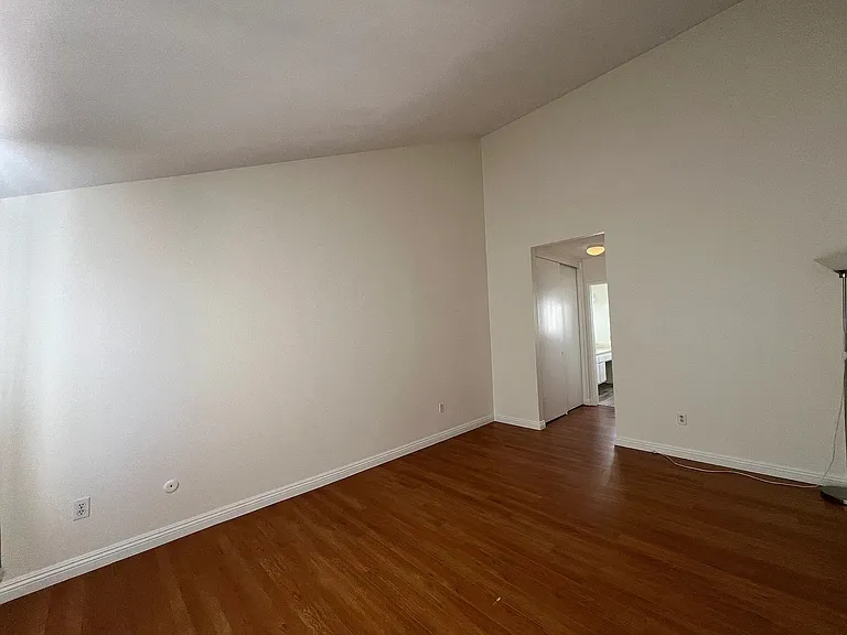 598 W Huntington Dr #K — Photo 27