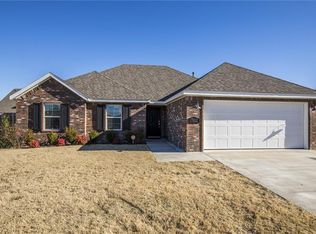 7422 Drury Ave, Springdale, AR 72762