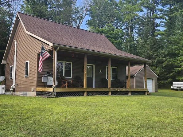 67 Francis Farm Rd, Lock Haven, PA 17745