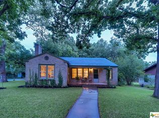 801 W San Antonio St, San Marcos, TX 78666