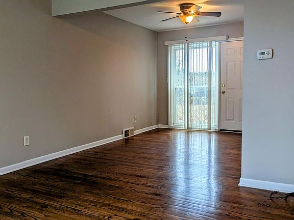 4th image of 29421 Grandon St