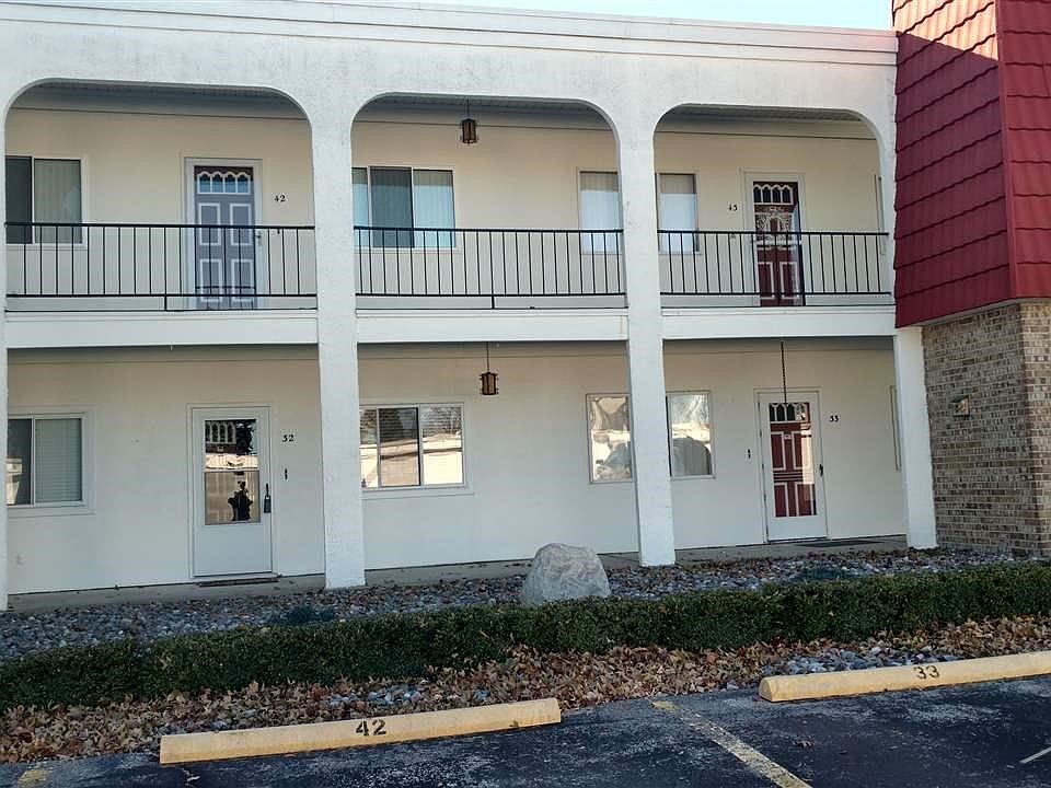 1st image of 9035 Greenway Blvd APT C32
