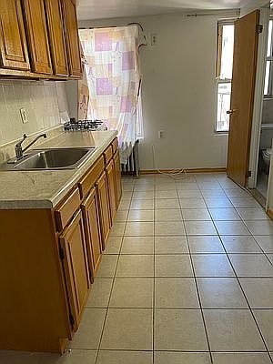 1st image of 112 Madison St #4P