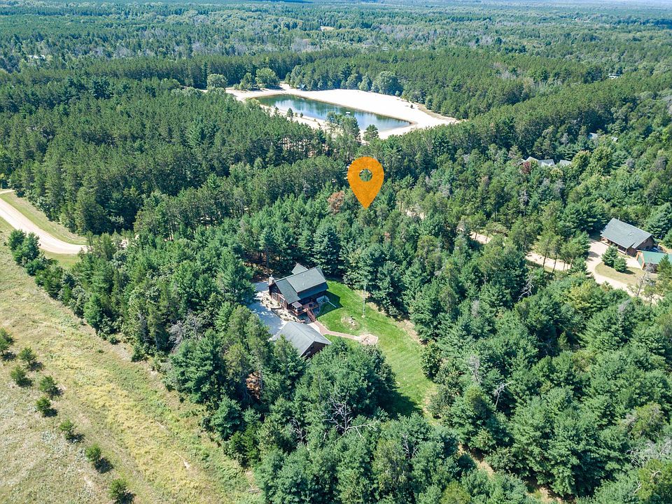 1st image of N8656 Lake Ct