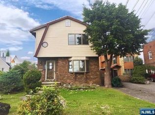 40 Church St, Lodi, NJ 07644