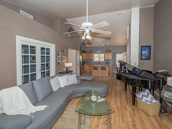 5th image of 8989 E Laurie Ann Dr