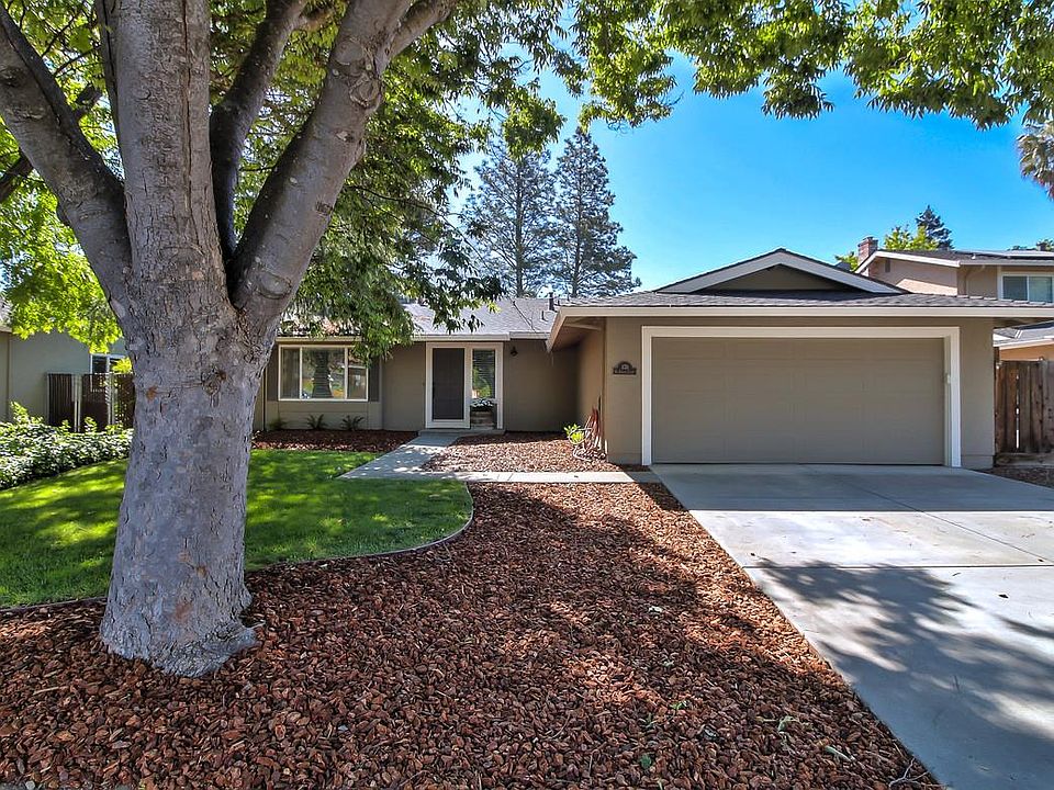 1st image of 470 La Canada Ct