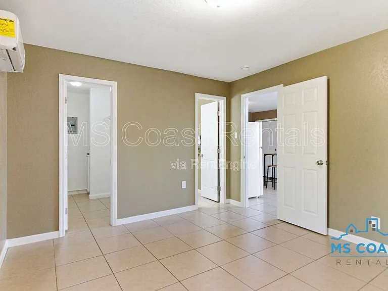 6430 Jasmine St #A4 — Photo 11