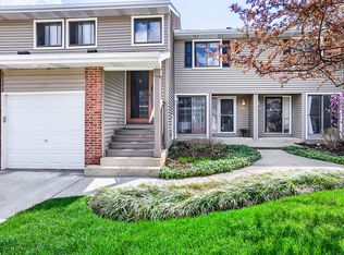1092 Pinetree Cir N #0, Buffalo Grove, IL 60089