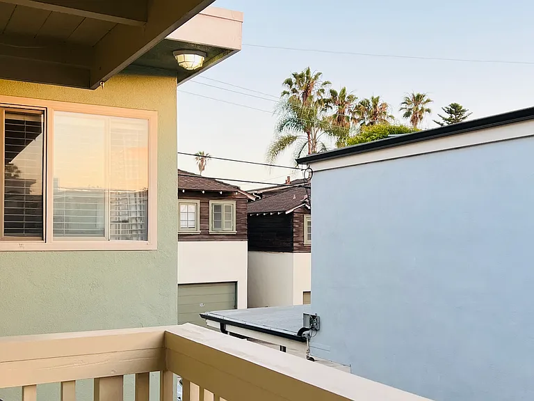 349 Playa Del Sur St — Photo 11