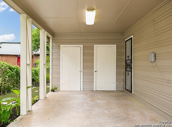 4th image of 3215 Cato Blvd